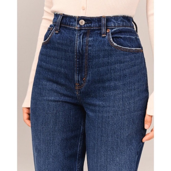 NWOT A&F Curve Love The '90s Straight Jeans Ultra High Rise 30 | 10 - Picture 5 of 14